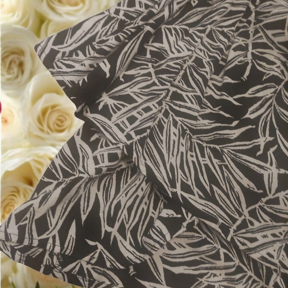 *0155 Loft blouse top women medium - Picture 2 of 2